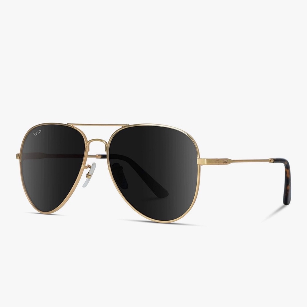 WearMe Pro - Polarized Pilot Style Classic Aviator Sunglasses